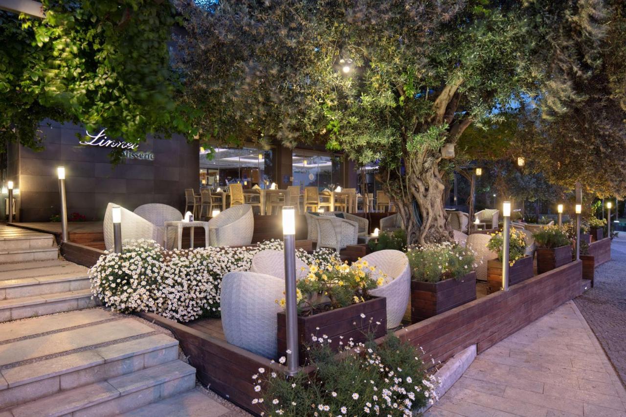 Doubletree By Hilton Hotel