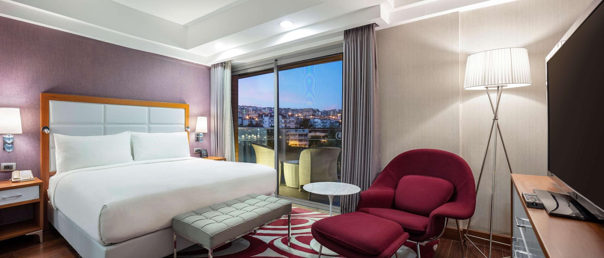 Doubletree By Hilton Hotel Kusadasi
