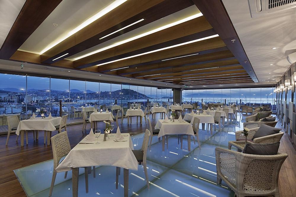Doubletree By Hilton 4*