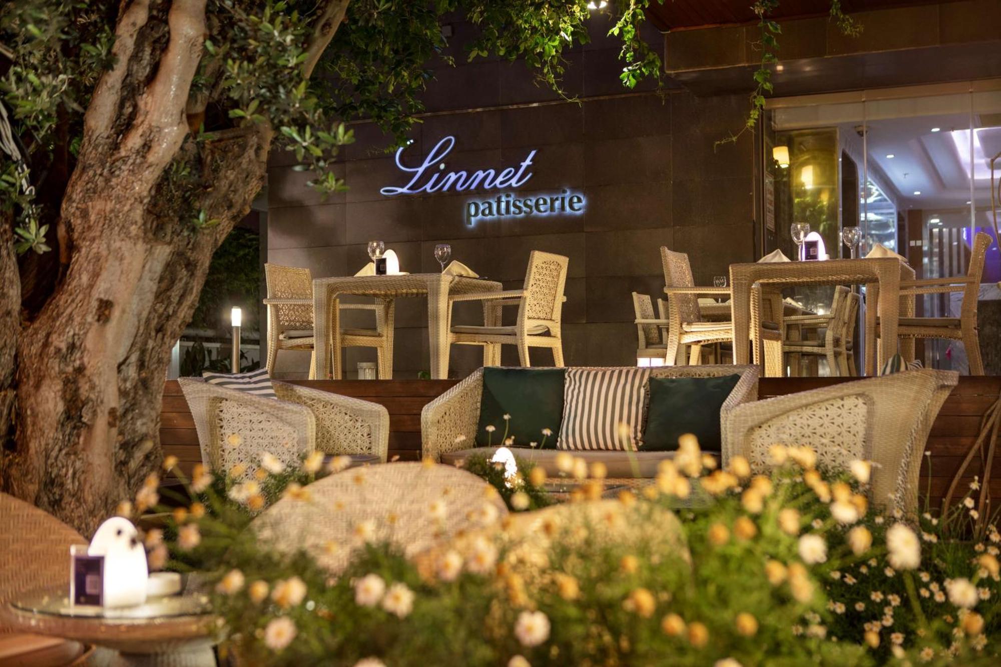 Doubletree By Hilton Kusadası